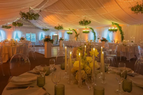 Mise en lumière d’un mariage au Château de Miniac-Morvan