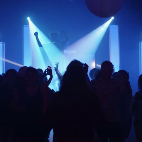 jeux de lumières soirée DJ