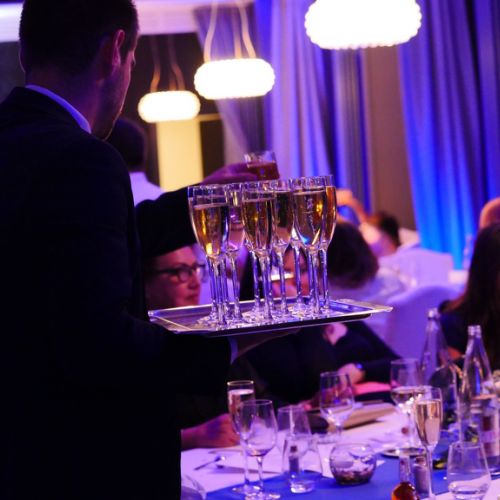 Mariage en Côtes-d'Armor, c'est l'heure du champagne