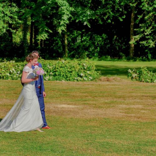 Arrivée des mariés sur mariage