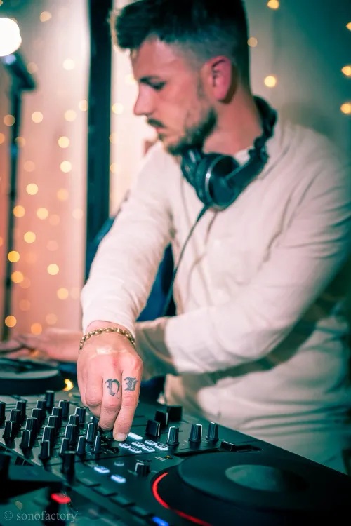 Dj en soirée pour un set dans le Morbihan